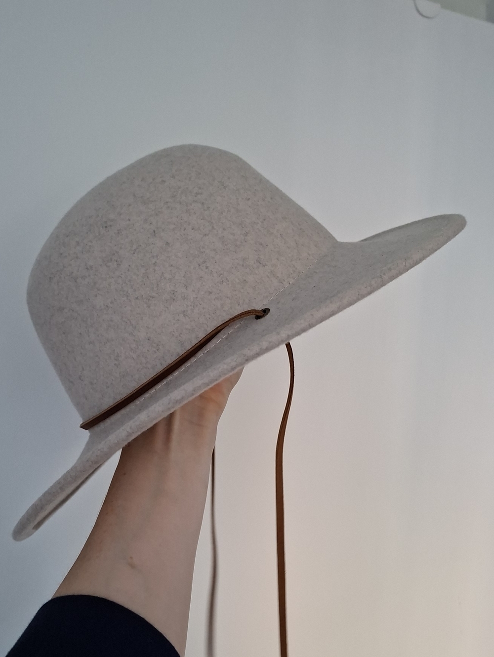 Brixton Luxury Oatmeal Wool Felted Fedora w/ Leather Ties (Size L/60 cm)